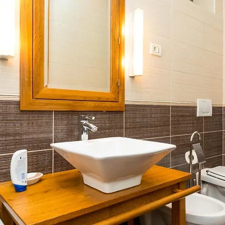 Anna * Ragusa